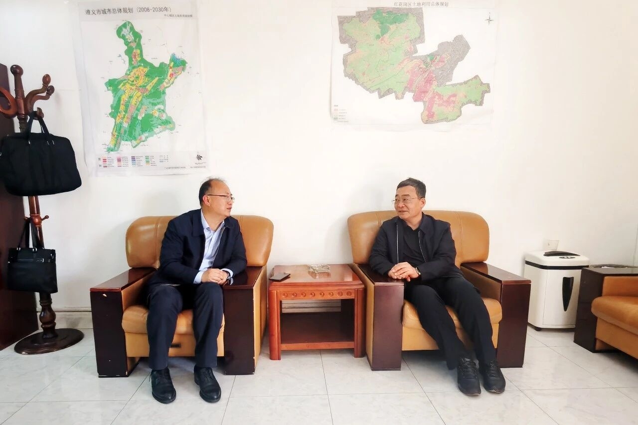毕彦春赴遵义开展商务活动并到在建项目开展安全生产大检查