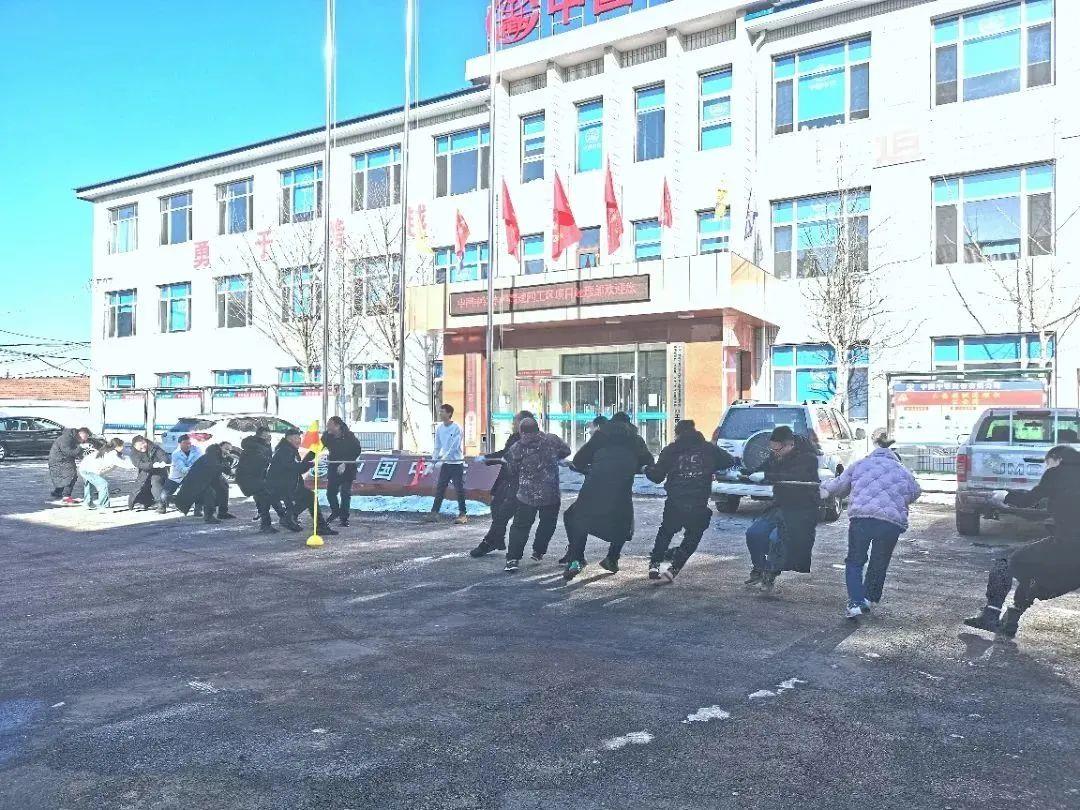 拔河比赛.jpg