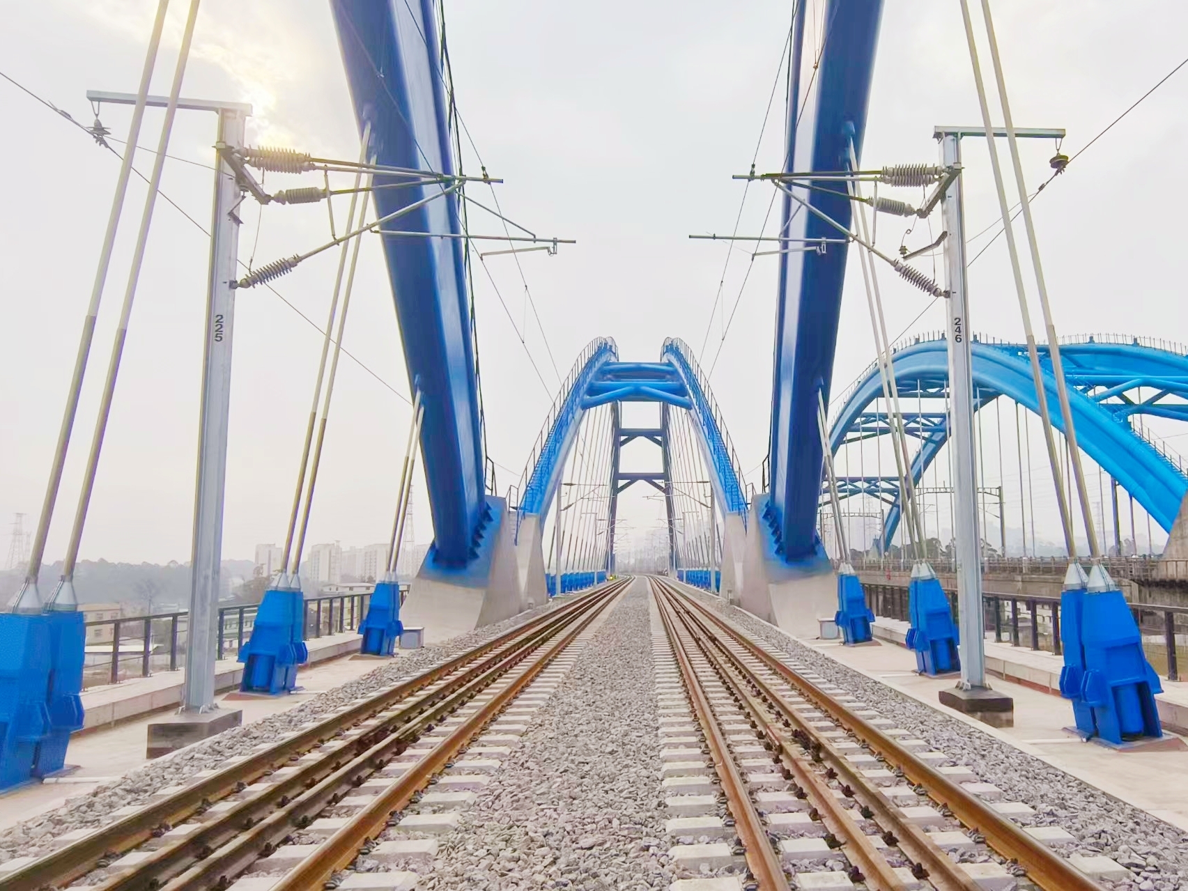 钦港铁路增建二线马皇至钦州东段开通
