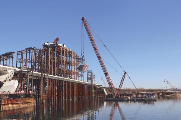 建设中的京雄高速全线标志性建筑、控制性工程永定河特大桥 建设中的京雄高速全线标志性建筑、控制性工程永定河特大桥