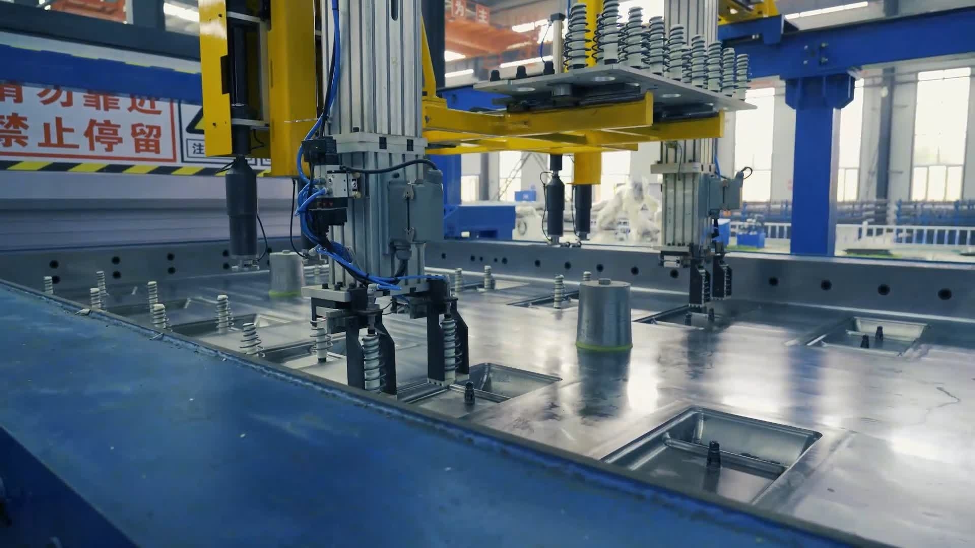 预埋套管安装机器人