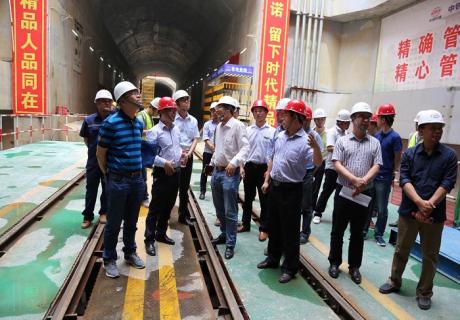 新郑机场至郑州南站城际铁路监督检查